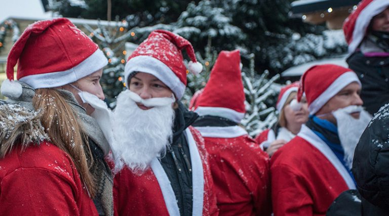 05.11. Winterberg Weihnachtsmaenner 800