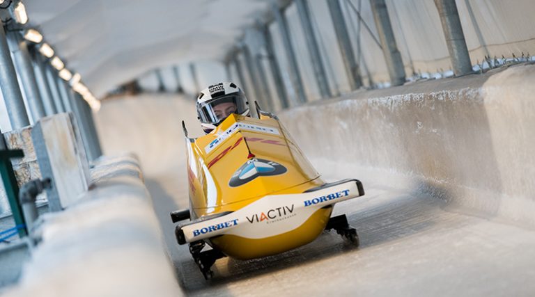 Laura Nolte triumphiert mit Deborah Levi in ihrem erst zweiten Weltcup-Rennen