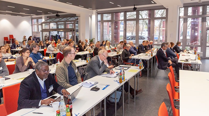 Gut 100 Fachleute aus ganz Deutschland trafen sich in Essen zum zweitägigen Austausch über die künftigen Herausforderungen der Wasserwirtschaft. - Bildquelle Ruhrverband