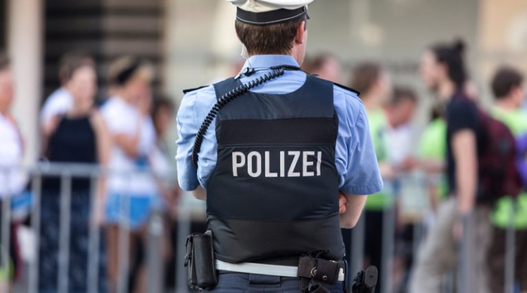 05.08. Polizei 800