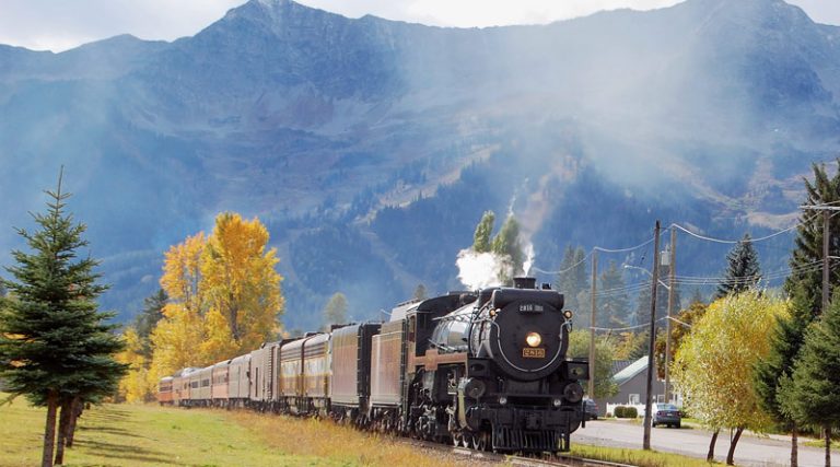 Traumhafte Landschaften und nostalgische Züge