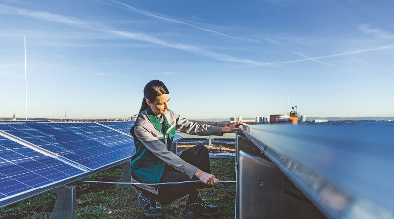 DEKRA: Nachhaltigkeit mit Photovoltaik
