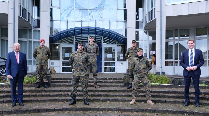 Landrat begrüßt Bundeswehrsoldaten