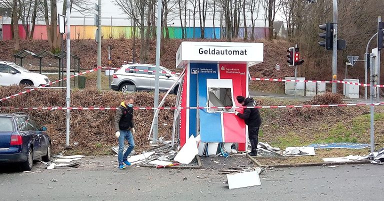 Geldautomatensprengung in Bestwig