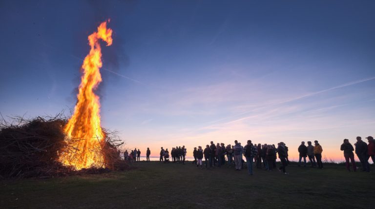 Osterfeuer in Medebach