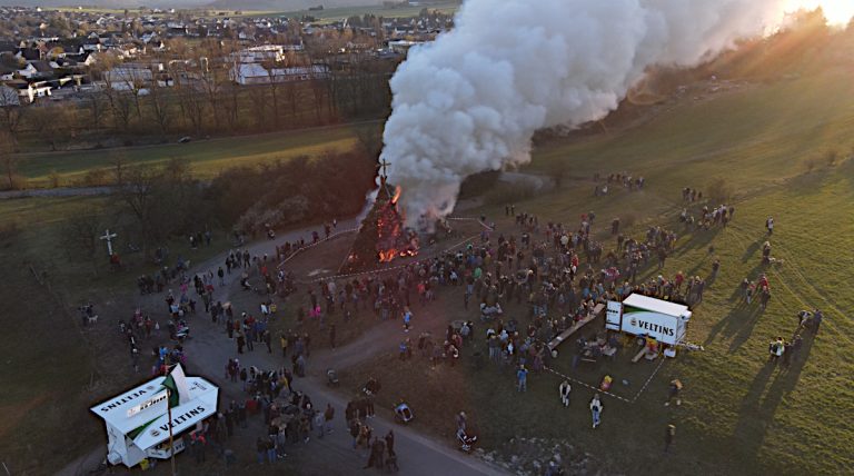 Osterfeuer in Medebach 2022